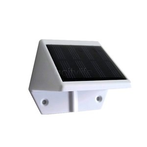 Уличный LED-светильник SL-20A (с солнечной панелью, 1,2 В, 900 мАч) Уличный LED-светильник SL-20A (с солнечной панелью, 1,2 В, 900 мАч)
